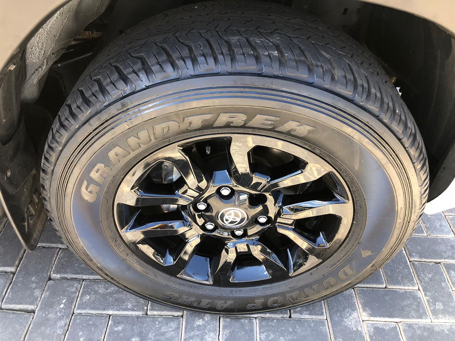 Used 2023 Toyota Hilux 2.8GD-6 double cab 4x4 Legend manual - Private Seller Used 2023 Toyota Hilux 2.8GD-6 double cab 4x4 Legend manual - Private Seller