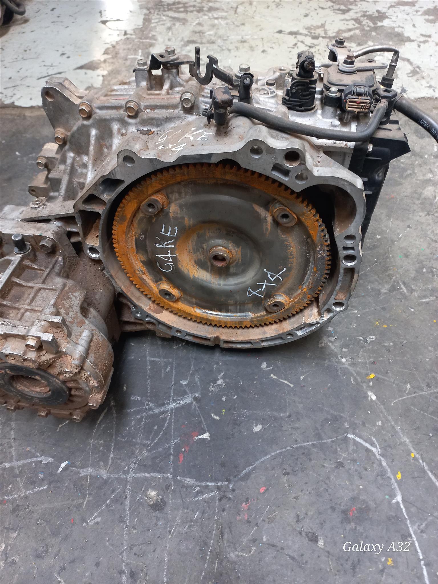 HYUNDAI SONATA AUTO GEARBOX 4X4 (G4KE)
