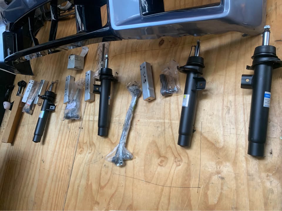 BMW F20,F30,F32 shocks
