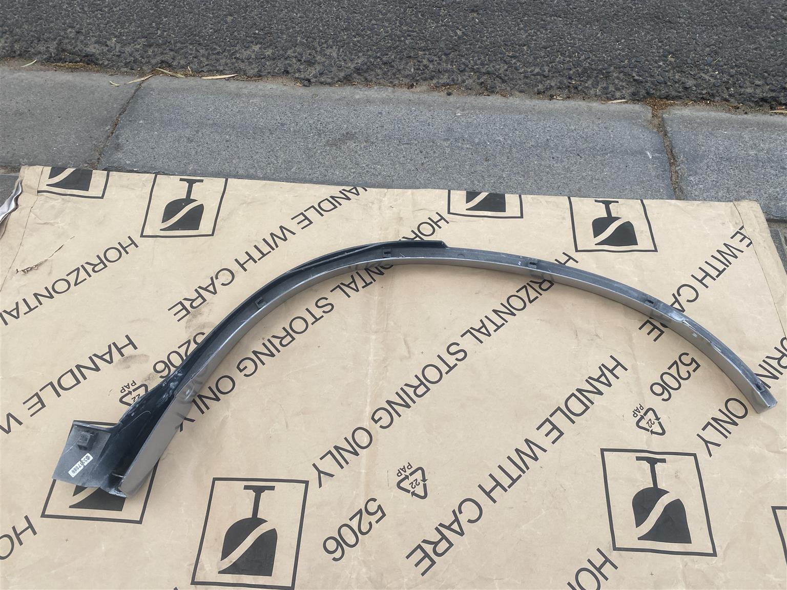 2010 HONDA CR-V RIGHT REAR WHEEL ARCH MOULDING FOR SALE. IN PRISTINE CONDITION - Private Seller 2010 HONDA CR-V RIGHT REAR WHEEL ARCH MOULDING FOR SALE. IN PRISTINE CONDITION - Private Seller