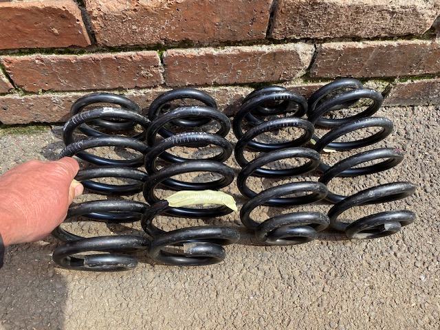 Audi S4 Quattro Coil Springs A4 (HD) 30 mm - Private Seller Audi S4 Quattro Coil Springs A4 (HD) 30 mm - Private Seller