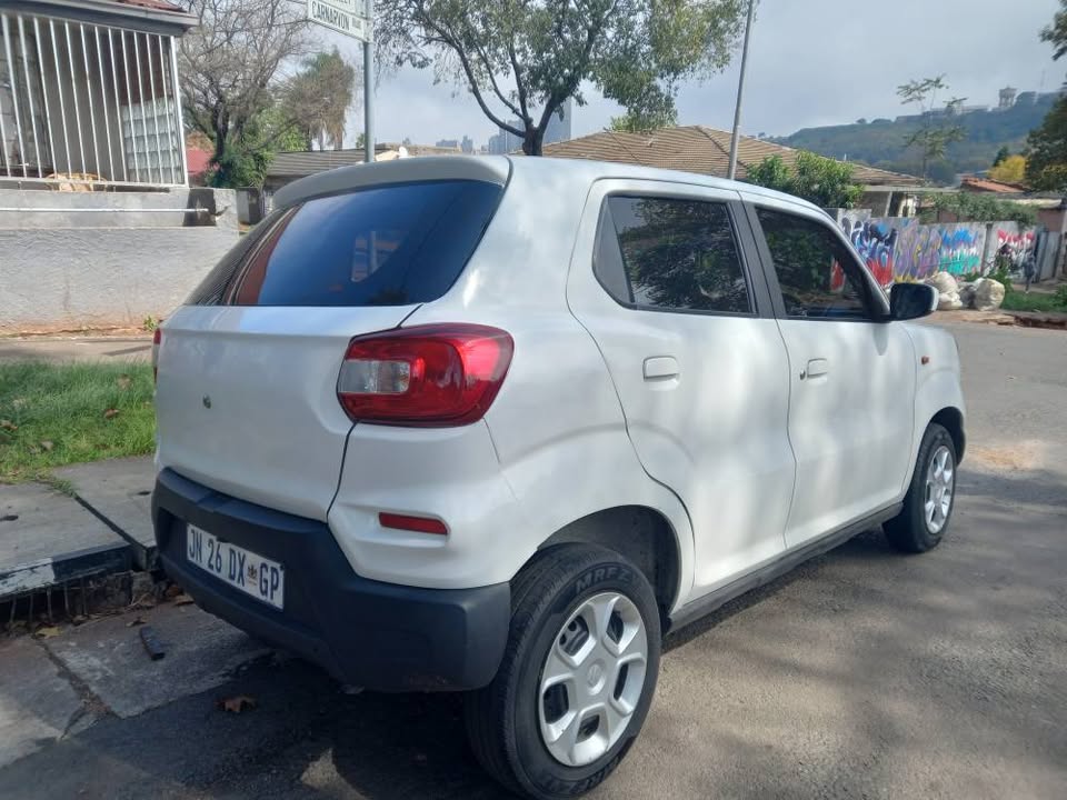 2020 Sezuki S presso 1.0 Petrol, Manual, White, Spere key