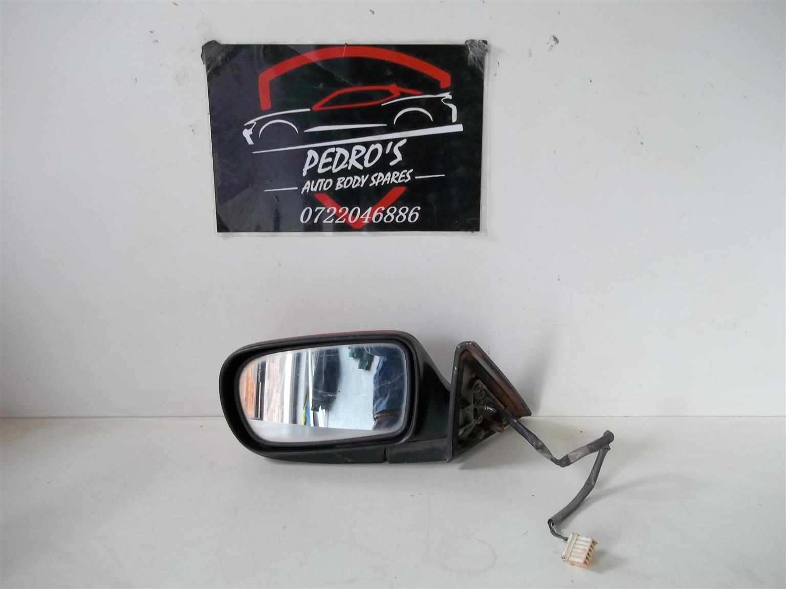 Used Mazda MX3 right mirror (Manual) for sale in Gauteng | Auto Mart