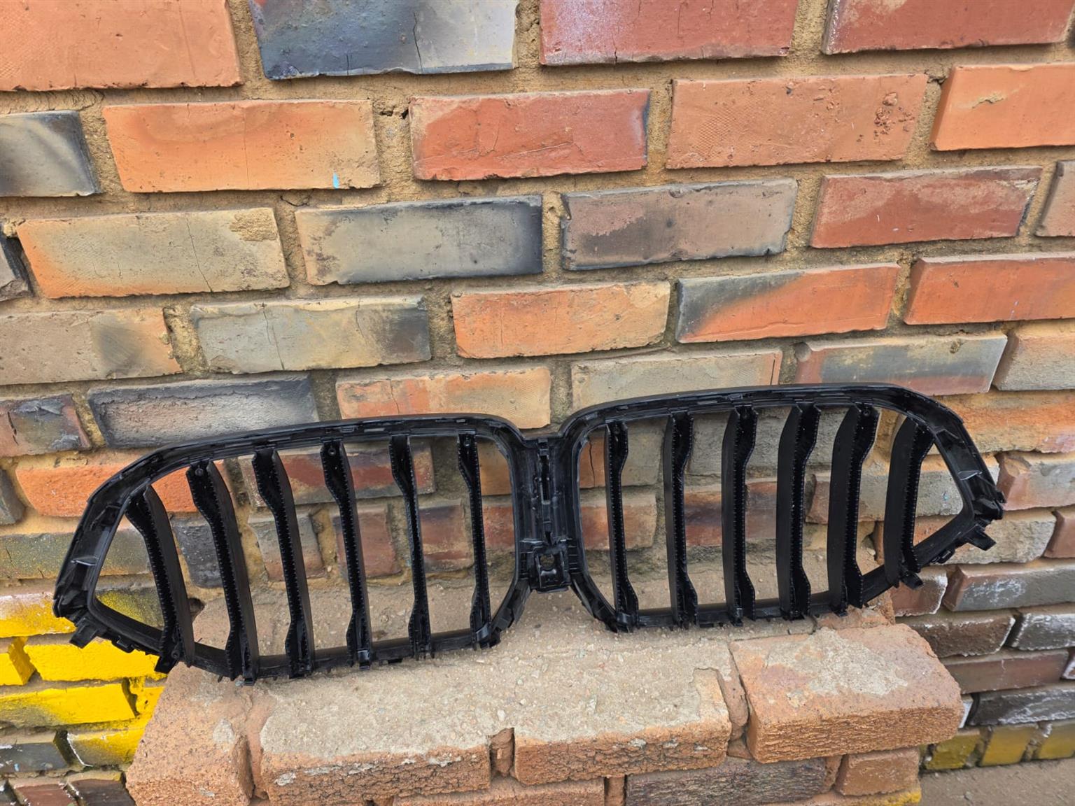 BMW X6 G06 GRILL - Private Seller