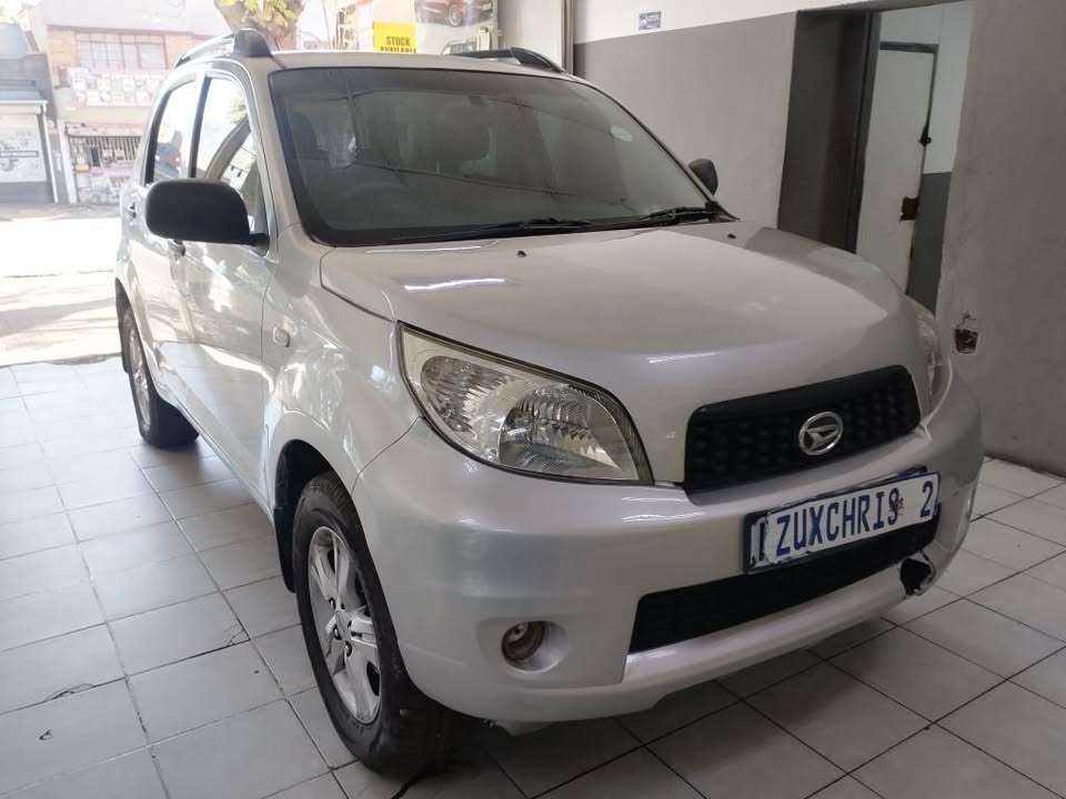 2010 DAIHATSU TERIOS 1.5 MANUAL