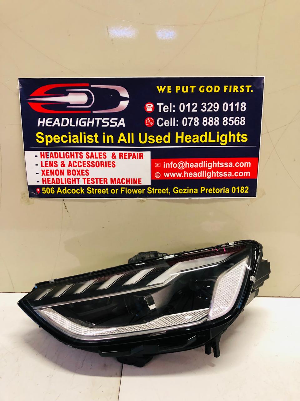 Audi A4 B10 left side Matrix headlight (2019) - Private Seller Audi A4 B10 left side Matrix headlight (2019) - Private Seller