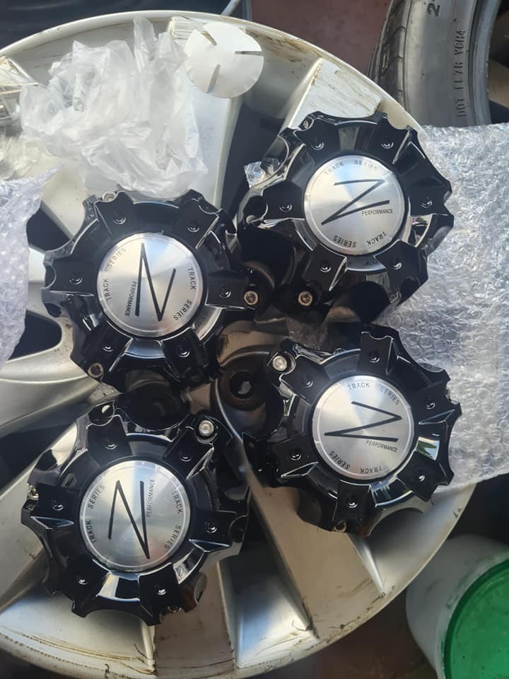 Bakkie caps size 17 for 6 holes mags  aset