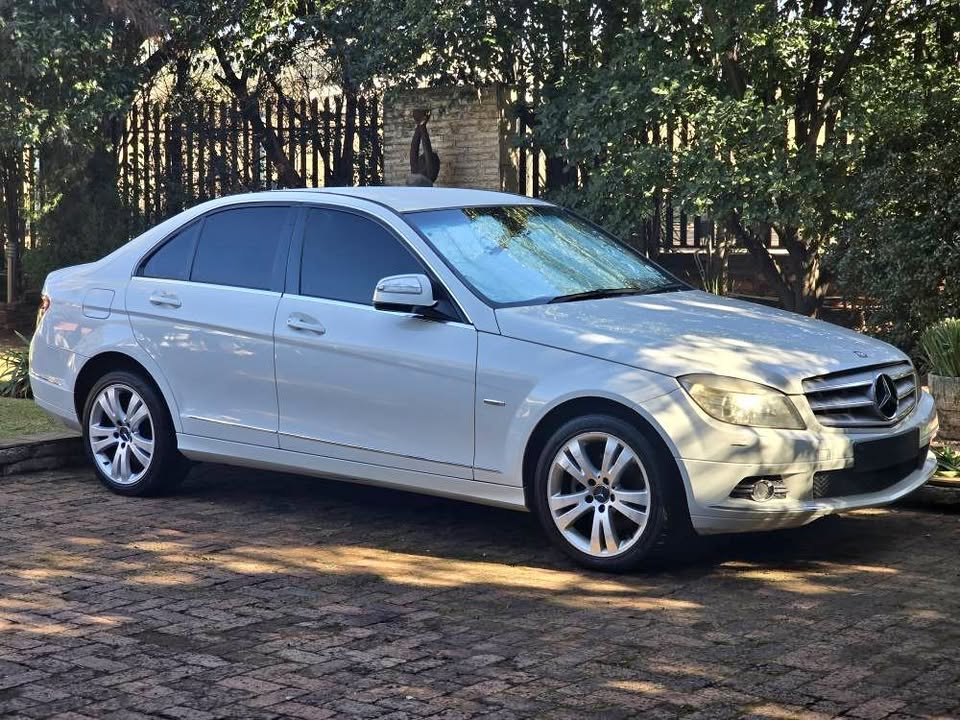 MERCEDES BENZ C220 CDi AVANT-GARDE 140xxxkm