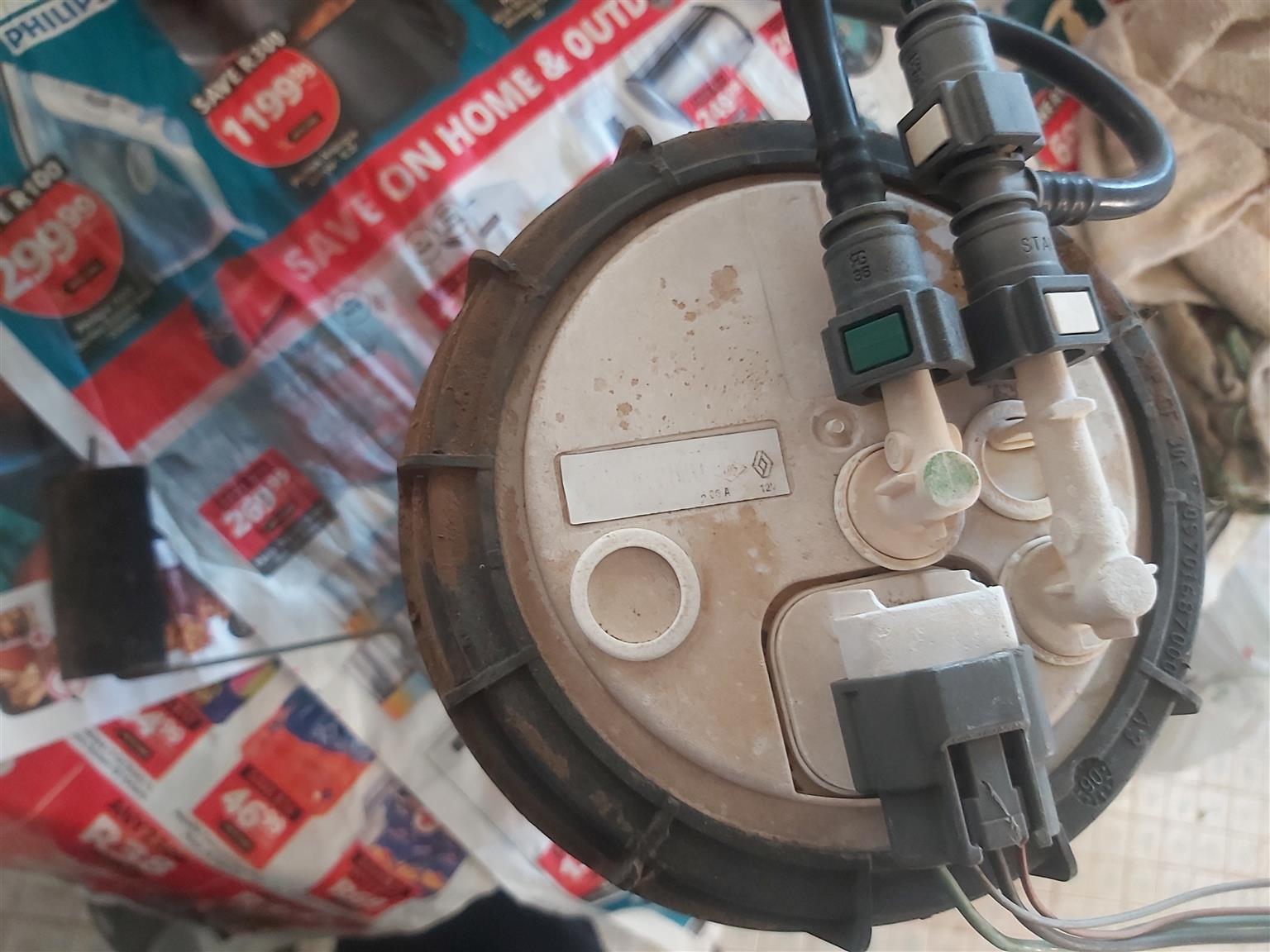 Renault petrol pump - Private Seller Renault petrol pump - Private Seller
