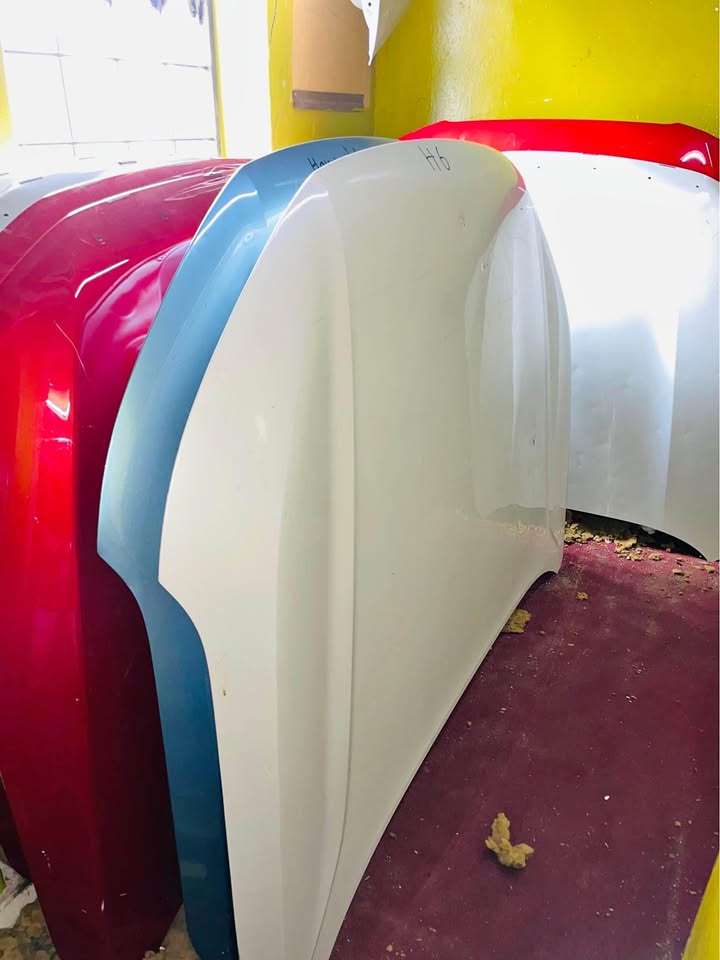 Haval H6 bonnets - Private Seller Haval H6 bonnets - Private Seller