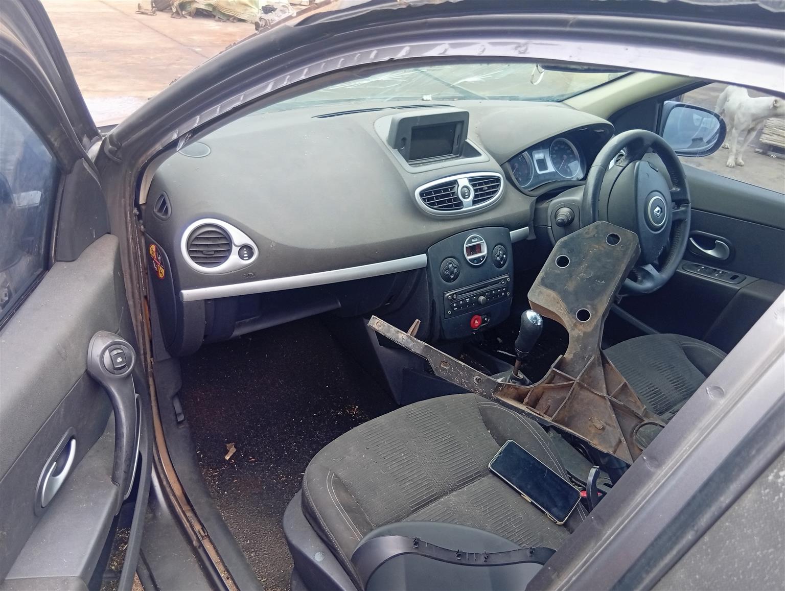 2007 Renault Clio stripping for spares - Private Seller 2007 Renault Clio stripping for spares - Private Seller