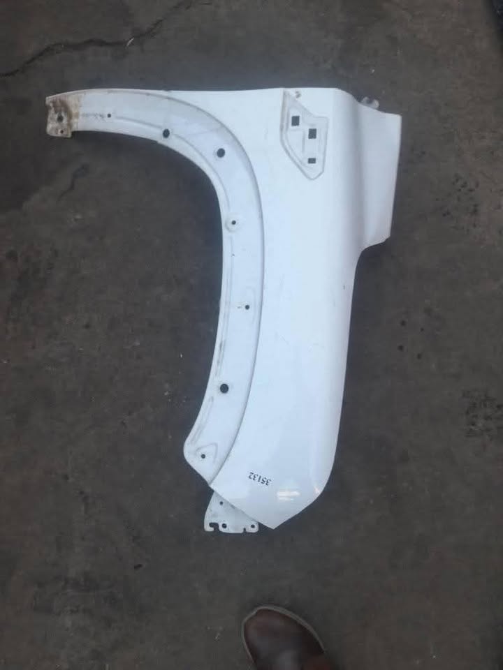 RENAULT KIGER RIGHT FENDER