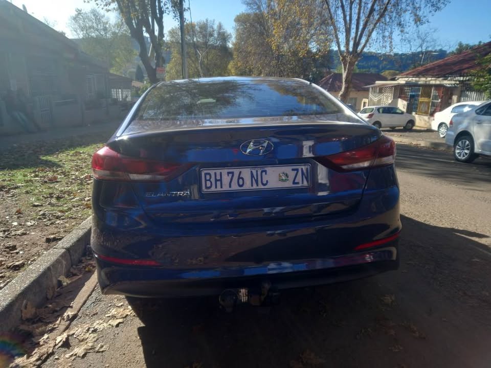 2019 Hyundai Elantra 1.6 Petrol, Automatic, Blue, Leather seats, Service Book,