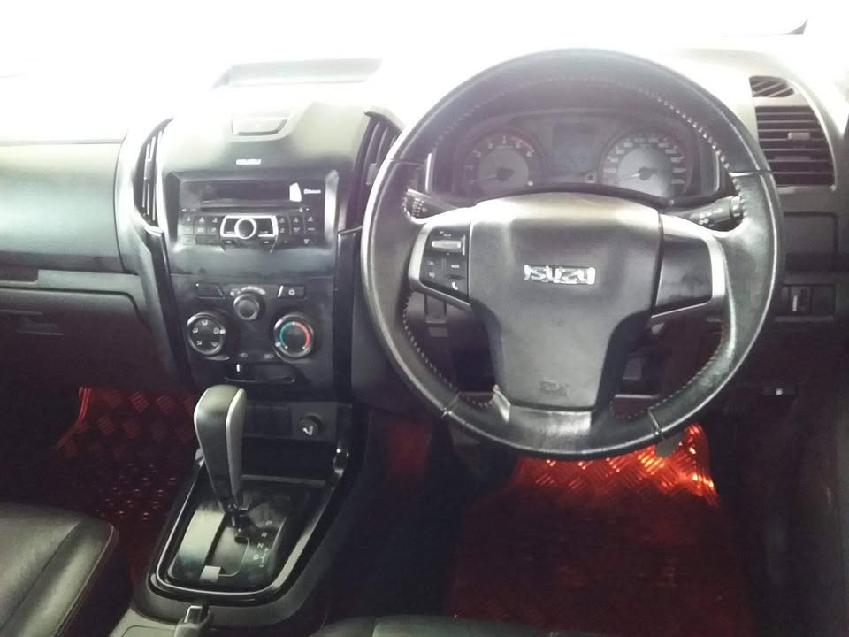 2020 Isuzu kb250 X-rider double cab automatic 2020
