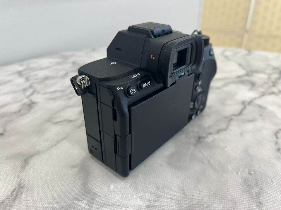 used sony a7iv