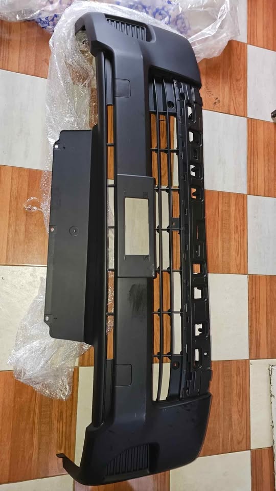Toyota Quantum Bumper