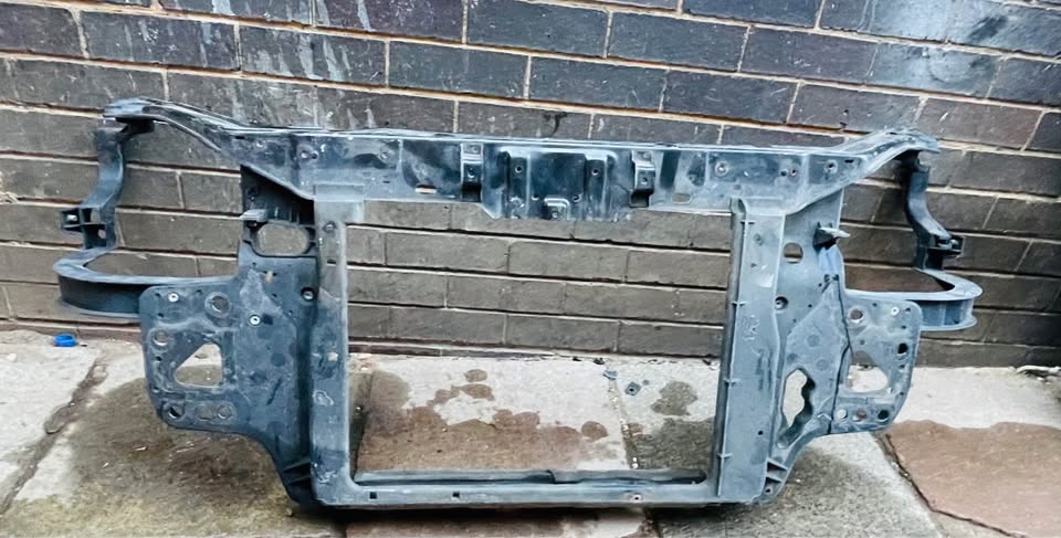 Hyundai Getz cradle - Private Seller Hyundai Getz cradle - Private Seller