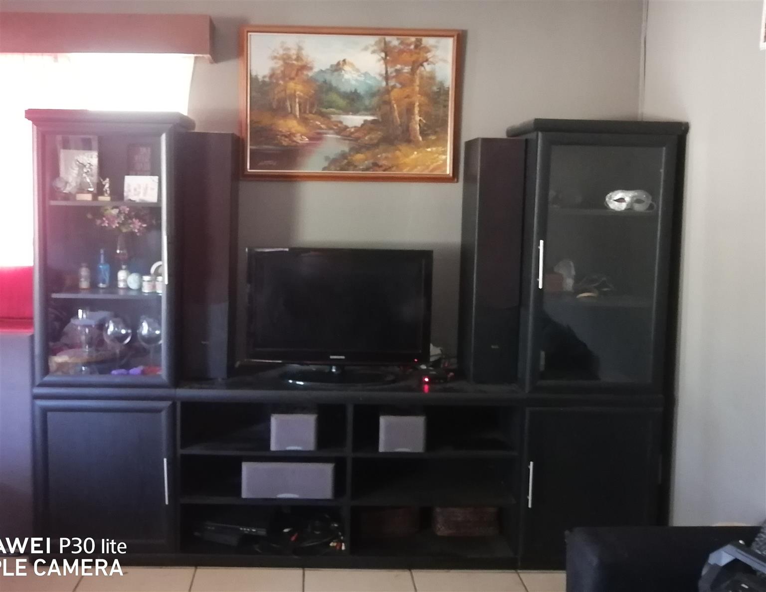Wall unit with 3 Sony speakers and 2 TLS Reference speakers.