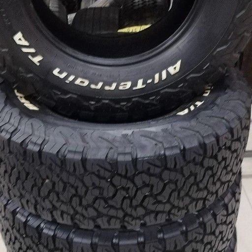 bf goodrichKO2 265/70/17
