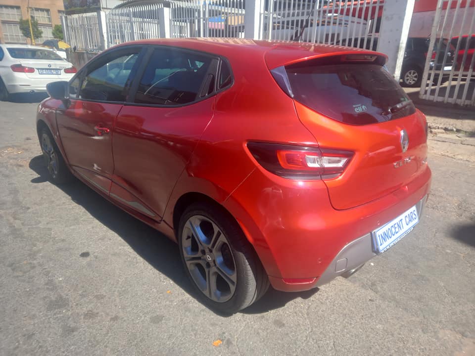 2019 RENAULT CLIO 4 T900 1.2 PETROL,  MANUAL TRANSMISSION,  RED COLOUR