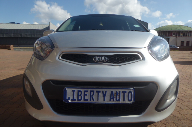 Used 2013 Kia Picanto 1.1 LX automatic aircon - Private Seller
