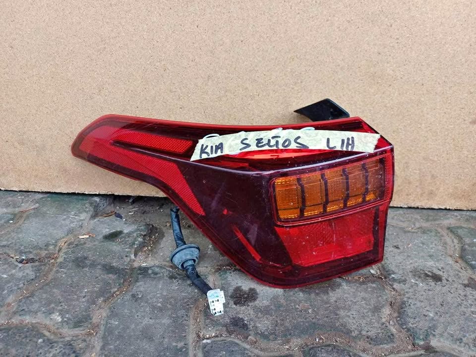 Kia Seltos taillight - Private Seller Kia Seltos taillight - Private Seller