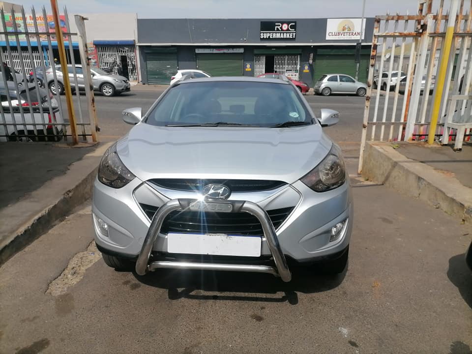 2012 Hyundai iX35 2.0 leather seat and Automatic
