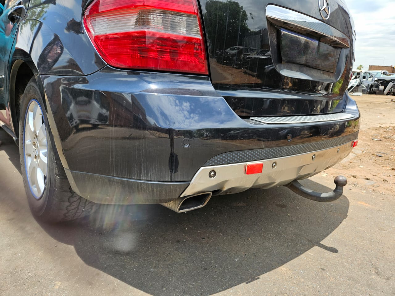 Mercedes Benz ML320 tow hook for sale used - Private Seller Mercedes Benz ML320 tow hook for sale used - Private Seller