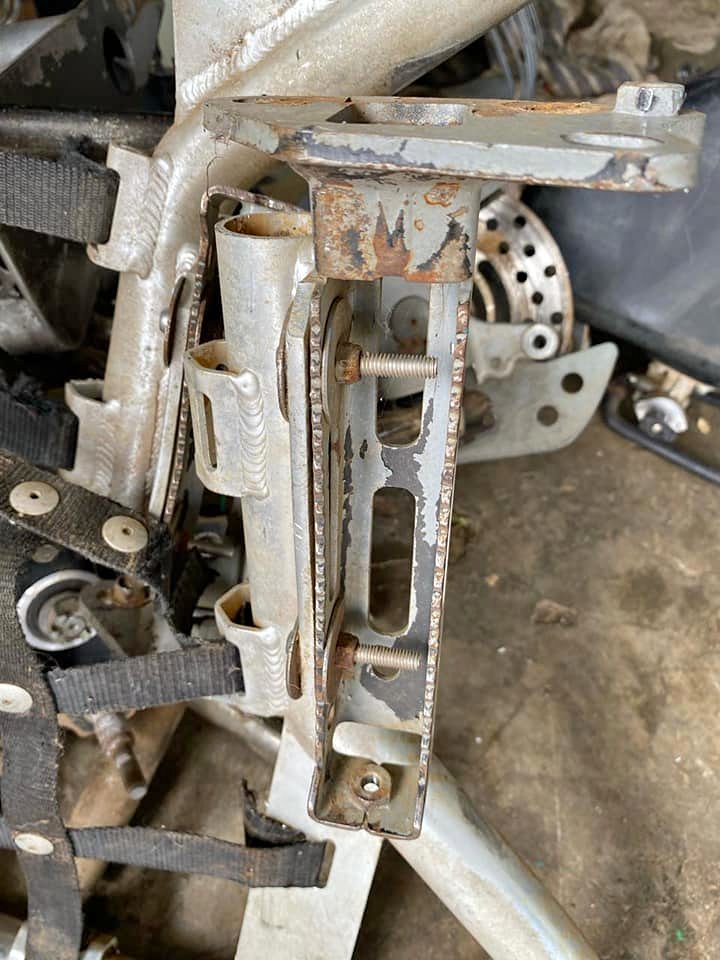 Suzuki LTZ 400 footrest. Online bike Scrapyard new and secondhand spares and accessories and worksh - Private Seller Suzuki LTZ 400 footrest. Online bike Scrapyard new and secondhand spares and accessories and worksh - Private Seller