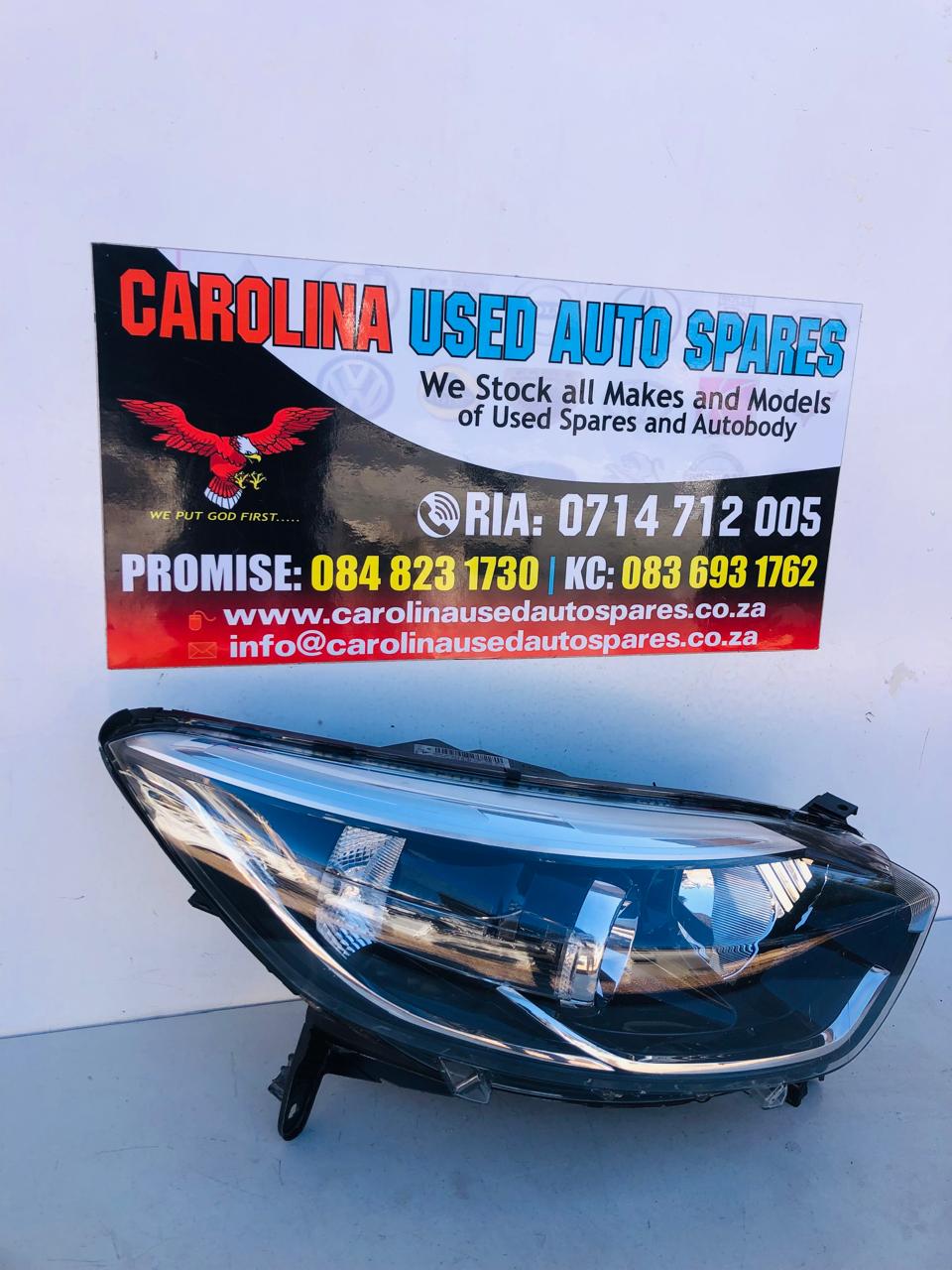 Renault Captur right side halogen headlight - Private Seller Renault Captur right side halogen headlight - Private Seller