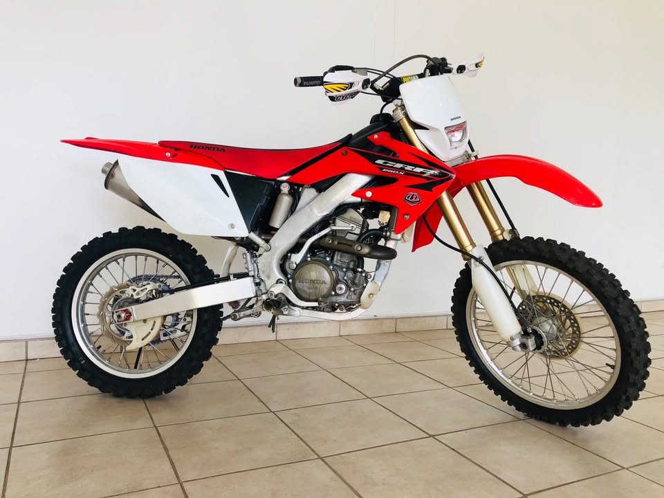 HONDA CRF 250X - Private Seller HONDA CRF 250X - Private Seller