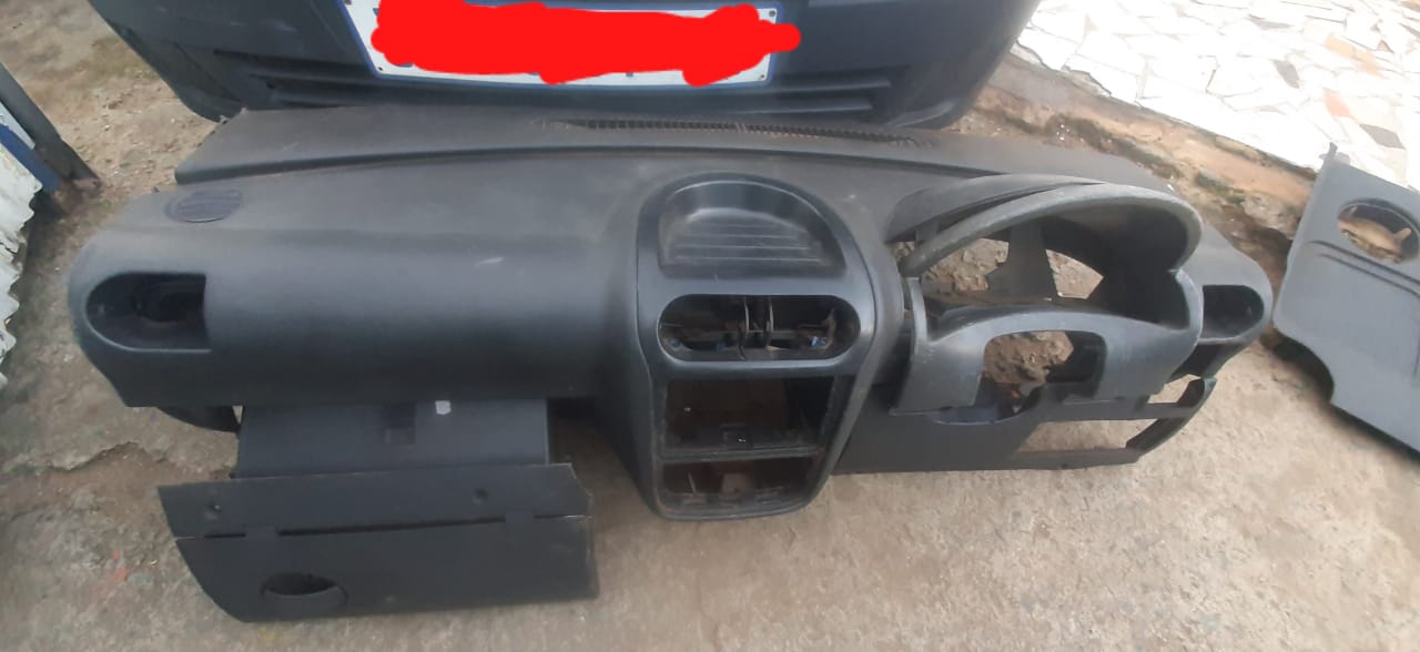 Opel corsa bakkie Dashboard - Private Seller