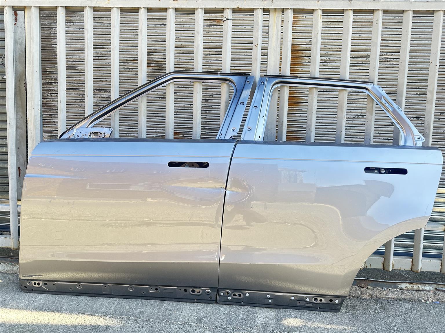 2022-2025 Range Rover Sport Door - Private Seller 2022-2025 Range Rover Sport Door - Private Seller