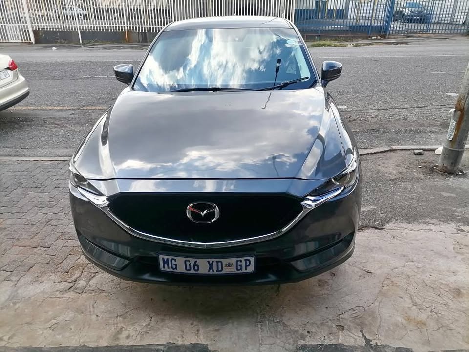 2018 Mazda CX 5 2.0 SkyActive  SUV Automatic with a leather seat and Service book and spare key Rese 2018 Mazda CX 5 2.0 SkyActive  SUV Automatic with a leather seat and Service book and spare key Rese