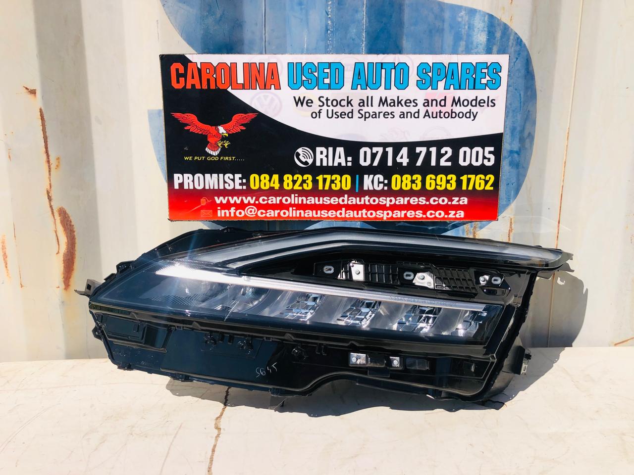 Nissan Qashqai left side (adaptive LED )headlight - Private Seller Nissan Qashqai left side (adaptive LED )headlight - Private Seller