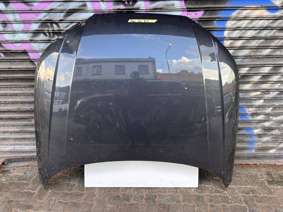 Audi A4 B9 Bonnet - Private Seller Audi A4 B9 Bonnet - Private Seller