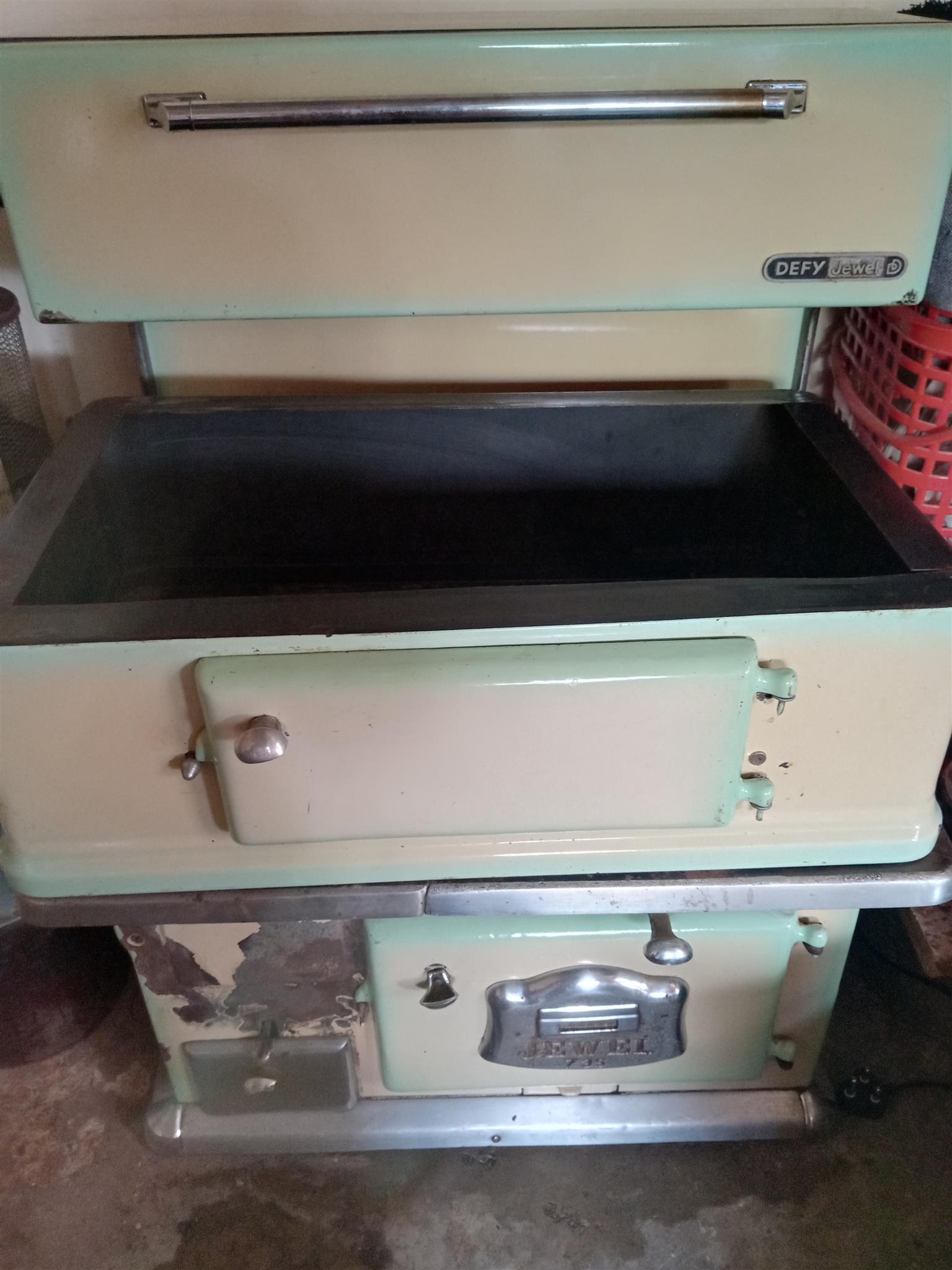 Defy coal stove | Junk Mail