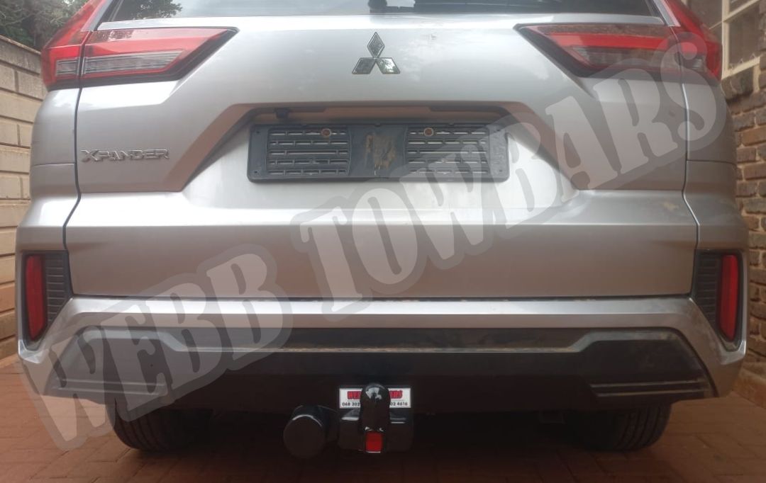 Mitsubishi Xpander Standard/Detachable Towbars - Private Seller Mitsubishi Xpander Standard/Detachable Towbars - Private Seller