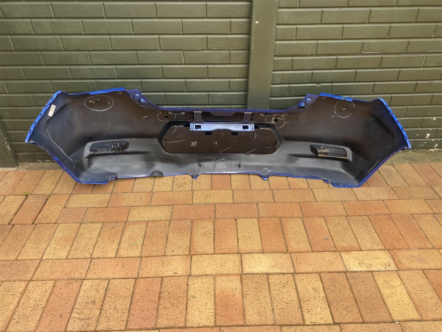 2025 SUZUKI SWIFT REAR BUMPER FOR SALE. IN PRISTINE CONDITION - Private Seller