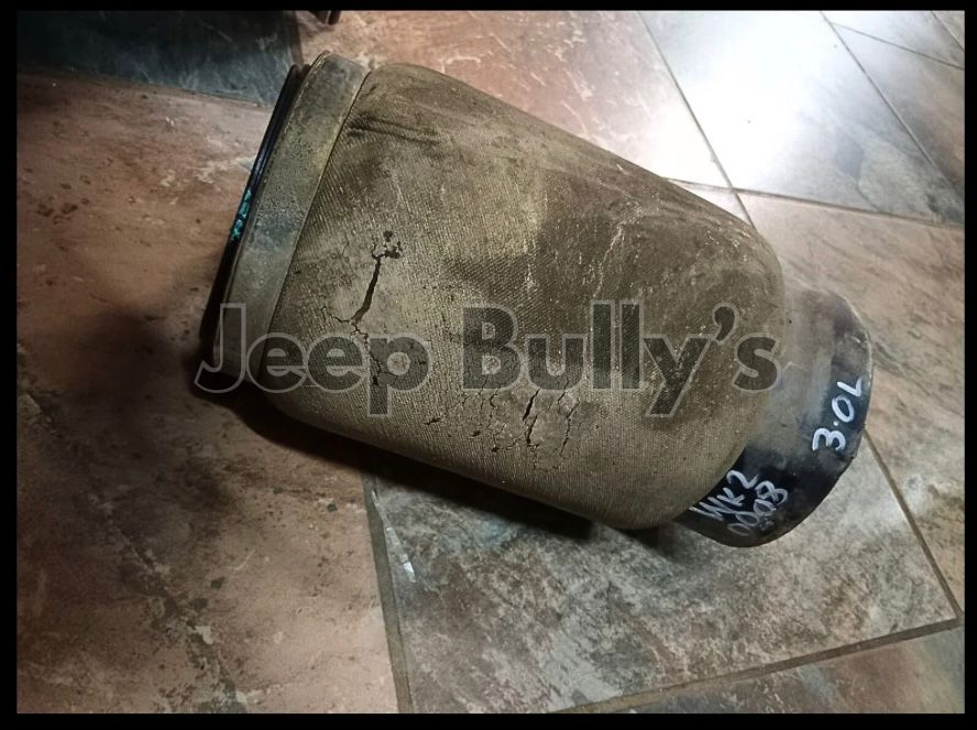 Jeep Grand Cherokee Wk2 Rear Air Bellow Available - Private Seller Jeep Grand Cherokee Wk2 Rear Air Bellow Available - Private Seller