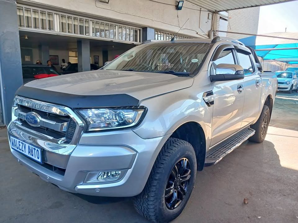 2018 FORD RANGER 2.2 6SPEED XLT  Transmission: Auto Mileage: 105000km  Fueltype: Diesel Silver 2018 FORD RANGER 2.2 6SPEED XLT  Transmission: Auto Mileage: 105000km  Fueltype: Diesel Silver