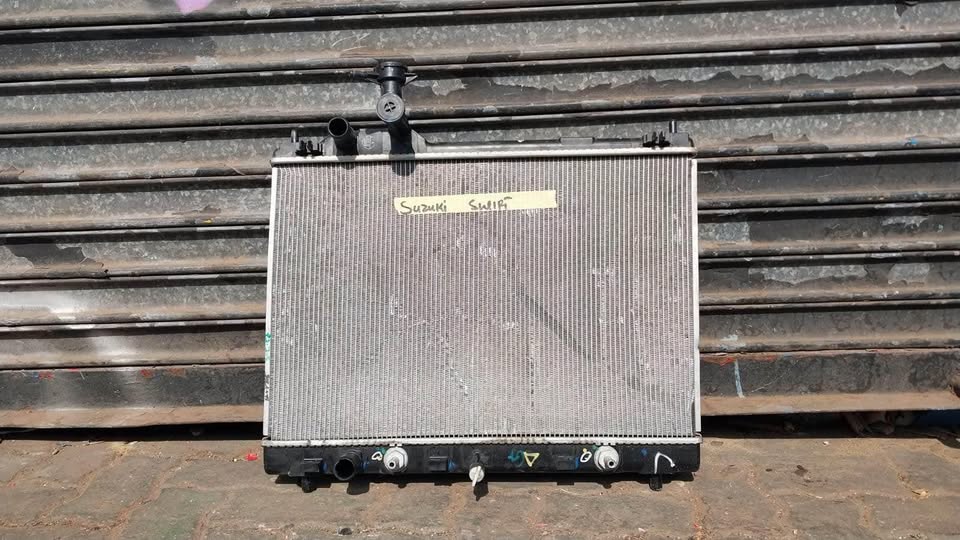 Suzuki swift radiator - Private Seller
