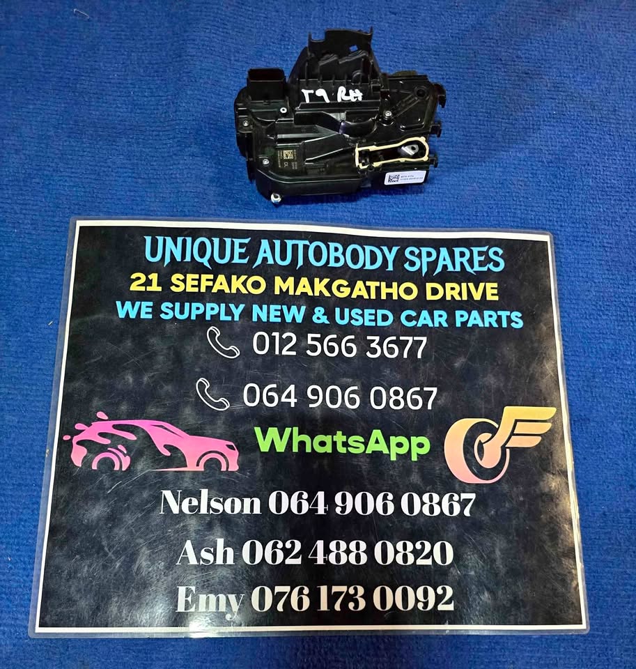 Ford Ranger T9 Everest Right Door Lock Actuator - Private Seller Ford Ranger T9 Everest Right Door Lock Actuator - Private Seller