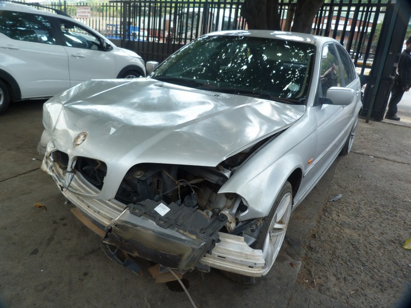 BMW 320i E46 AT Silver - 2004 STRIPPING FOR SPARES - Private Seller BMW 320i E46 AT Silver - 2004 STRIPPING FOR SPARES - Private Seller
