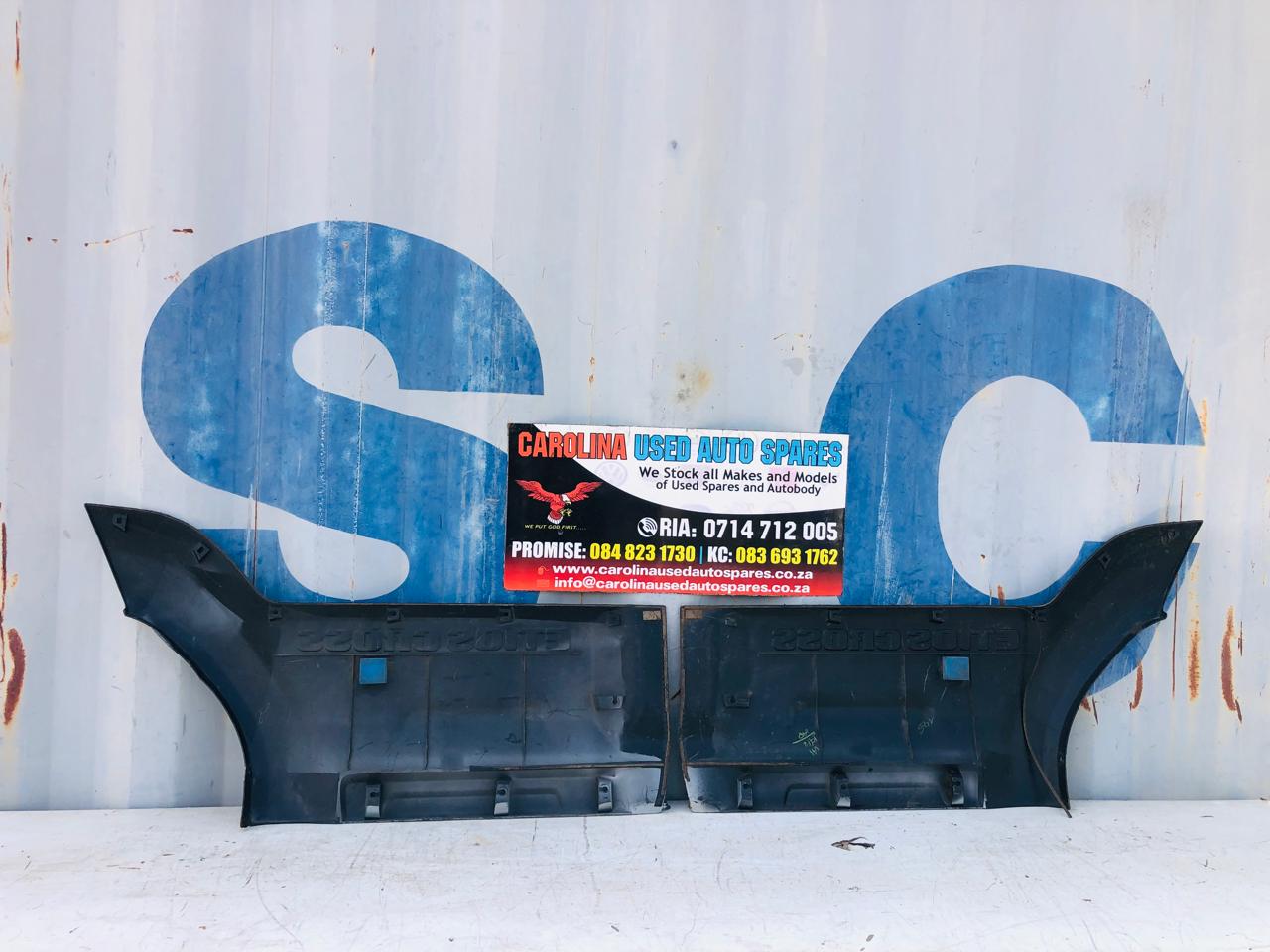 Toyota Etios Cross left and right side rear/back door beading (2014) - Private Seller Toyota Etios Cross left and right side rear/back door beading (2014) - Private Seller