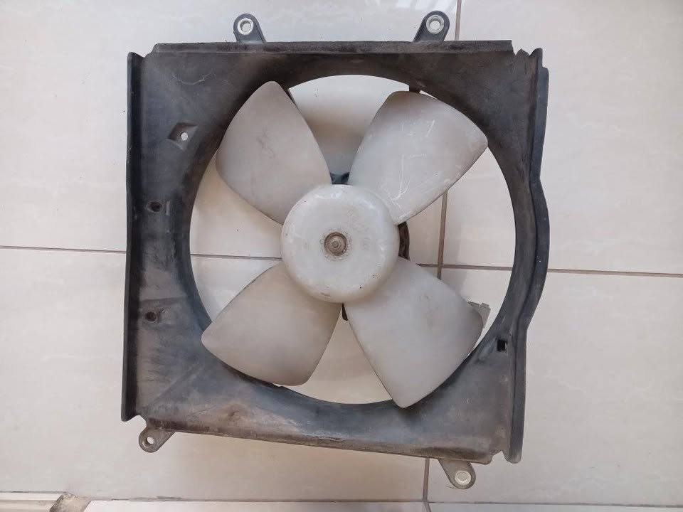 Toyota corolla & Toyota Conquest Radiator Fan - Private Seller