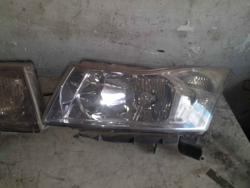 Chevrolet Cruze Headlights for Sale - Private Seller