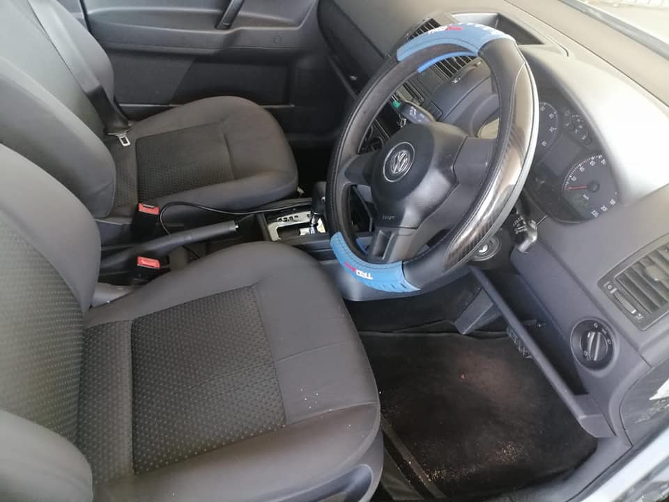 2014 VW POLO VIVO 1.6 SPORT AUTOMATIC