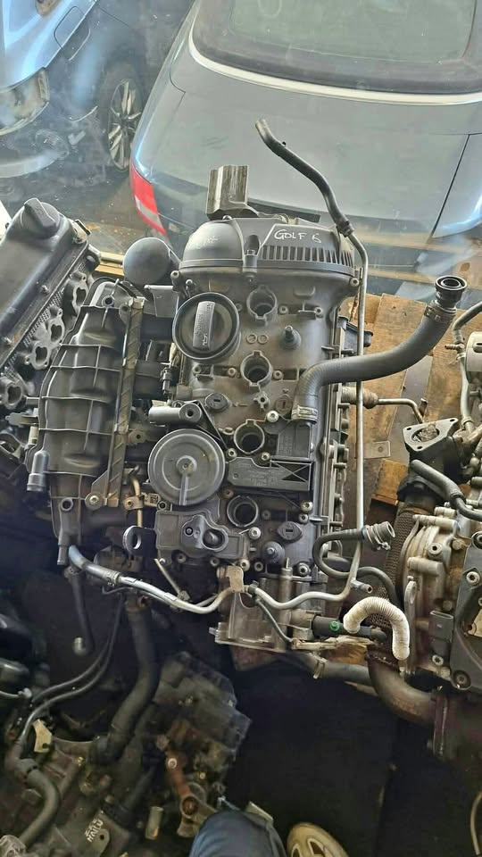 VW GOLF 6 1.6 CAX ENGINE