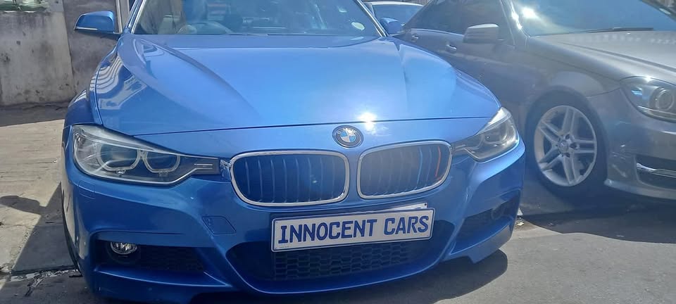 2014 BMW 320i M-SPORT AUTOMATIC TRANSMISSION, BLUE COLOUR 2014 BMW 320i M-SPORT AUTOMATIC TRANSMISSION, BLUE COLOUR